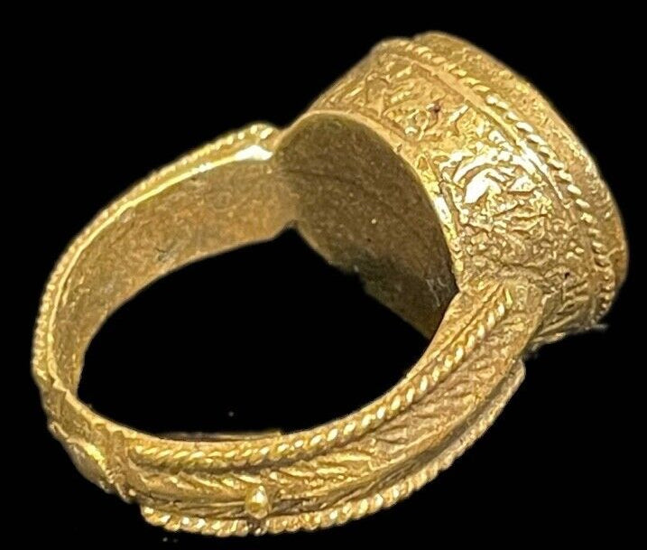 Antique Gold-Gilt Phoenician Ring | Mosaic Glass Center-Stone (c. 300 A.D.)
