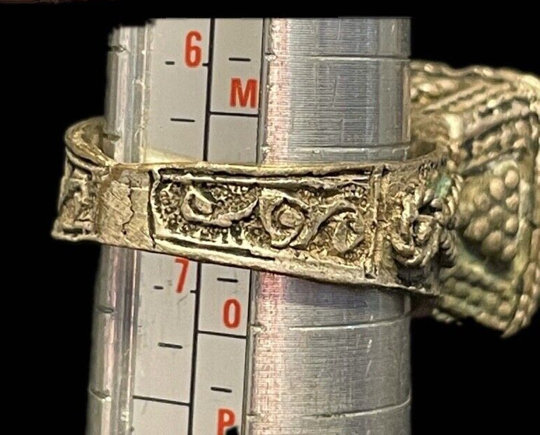 Antique Near Eastern Brown Agate Carved Bee Ring