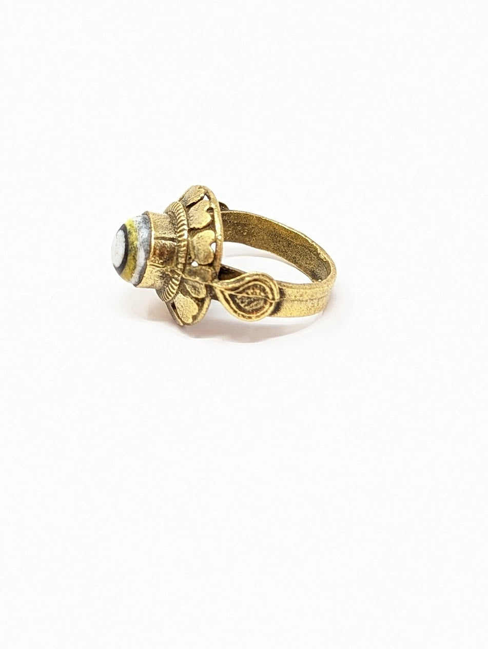 Antique Gold-Gilt Phoenician Ring | Mosaic Center-Stone (c. 300 A.D.)