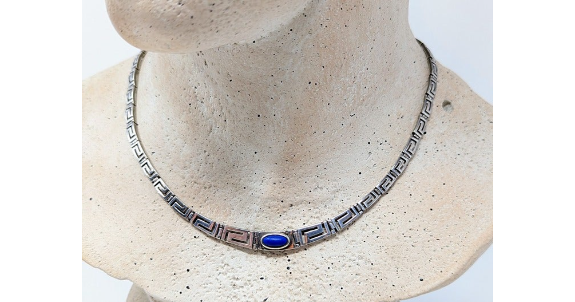 Vintage Unisex Silver Greek Key Design Necklace with Lapis Lazuli Center-Stone