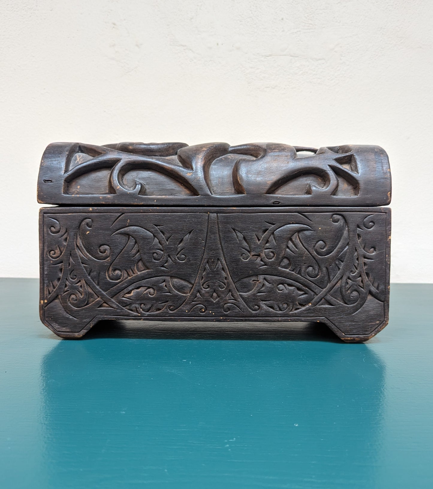 1940s Tribal Dayak Borneo Carved Wood Tattoo/Medicine Box