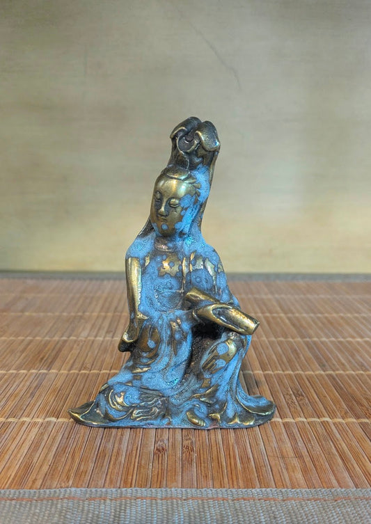 20th Century Chinese Buddhist Seated Guan Yin