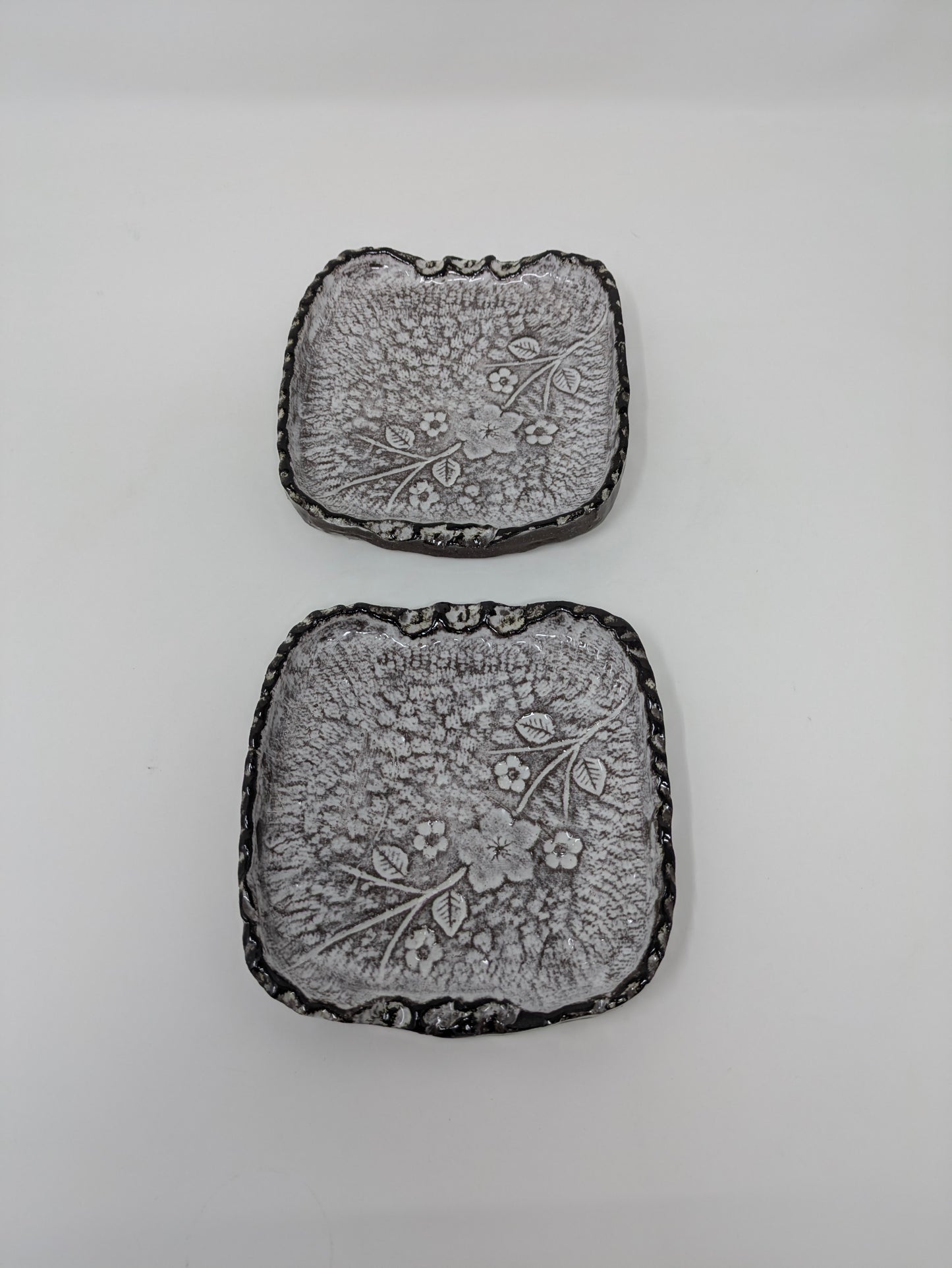 4pcs Korean Ceramic Cosmos Coffee Cup & Saucer Set