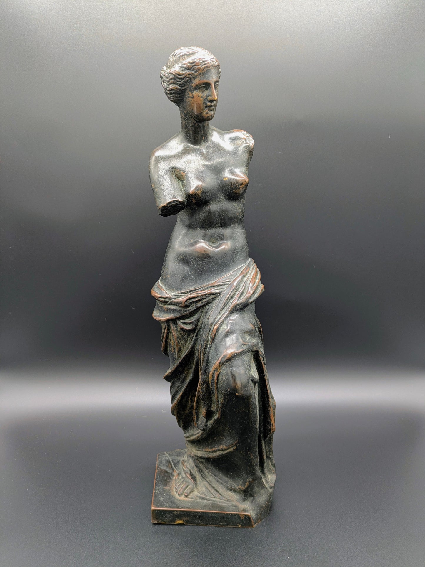 Grand Tour French Bronze Statue: Venus de Milo