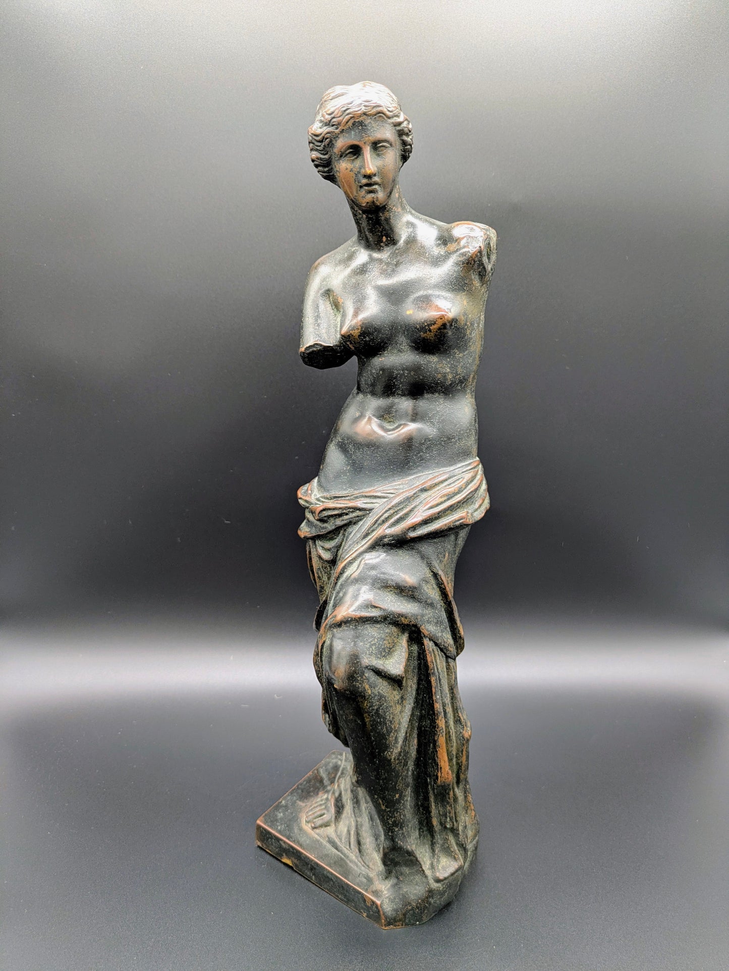 Grand Tour French Bronze Statue: Venus de Milo