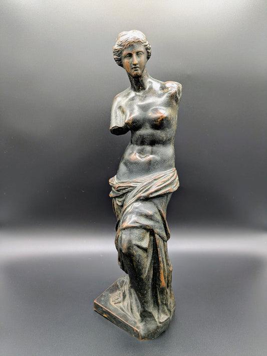 Grand Tour French Bronze Statue: Venus de Milo
