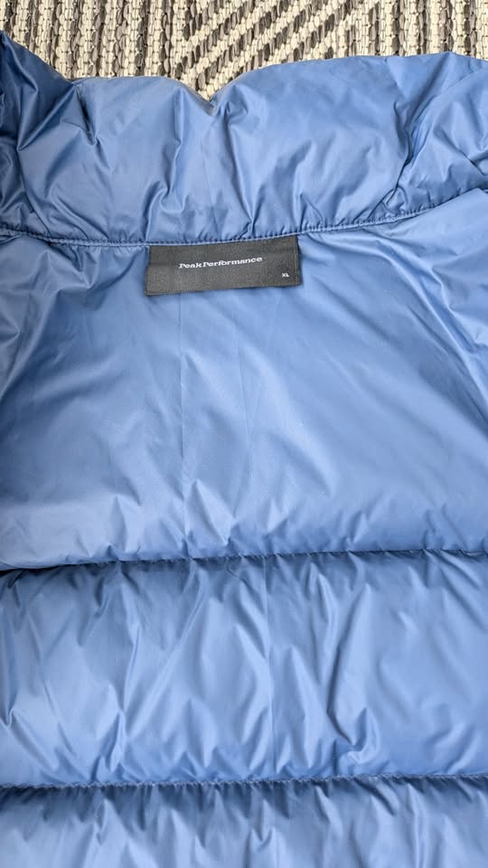 Peak Performance Frost Glacier Blue/Black Down Jacket (Men's XL)