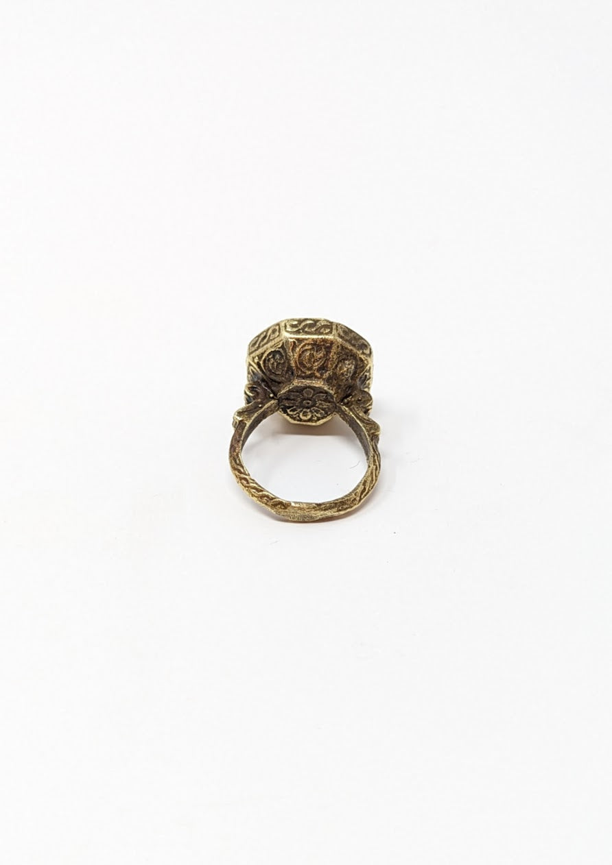 Antique Gold-Gilt Phoenician Ring | Yellow Center-Stone (c. 300 B.C.)