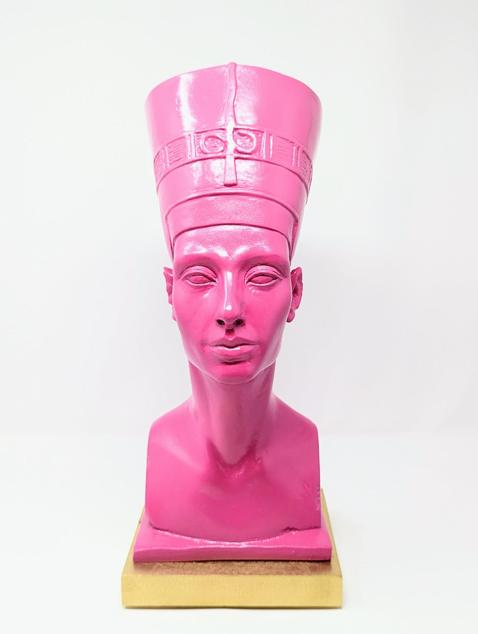 Vintage Queen Nefertiti Ceramic Bust | 1963 Austin Productions Inc.