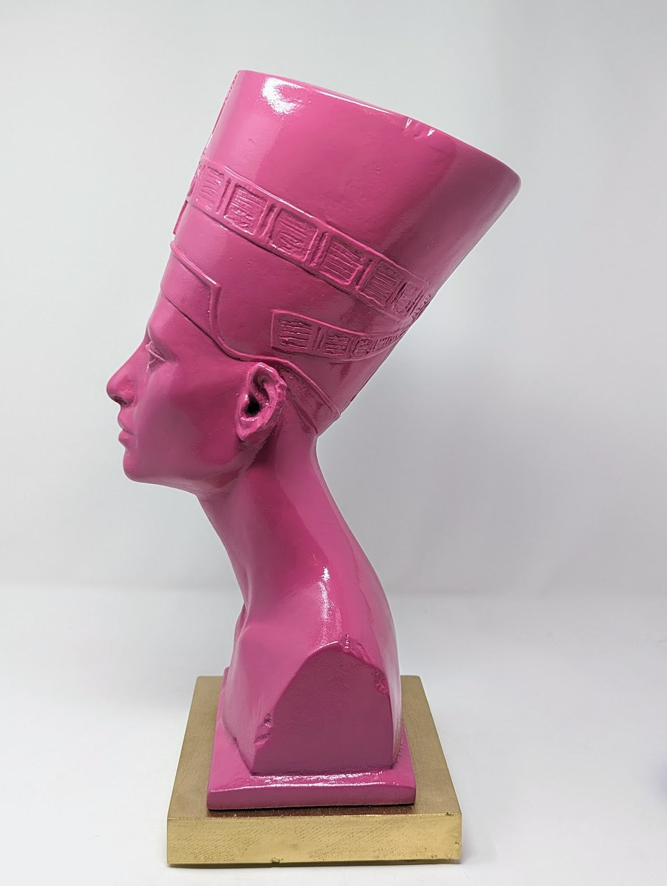 Vintage Queen Nefertiti Ceramic Bust | 1963 Austin Productions Inc.