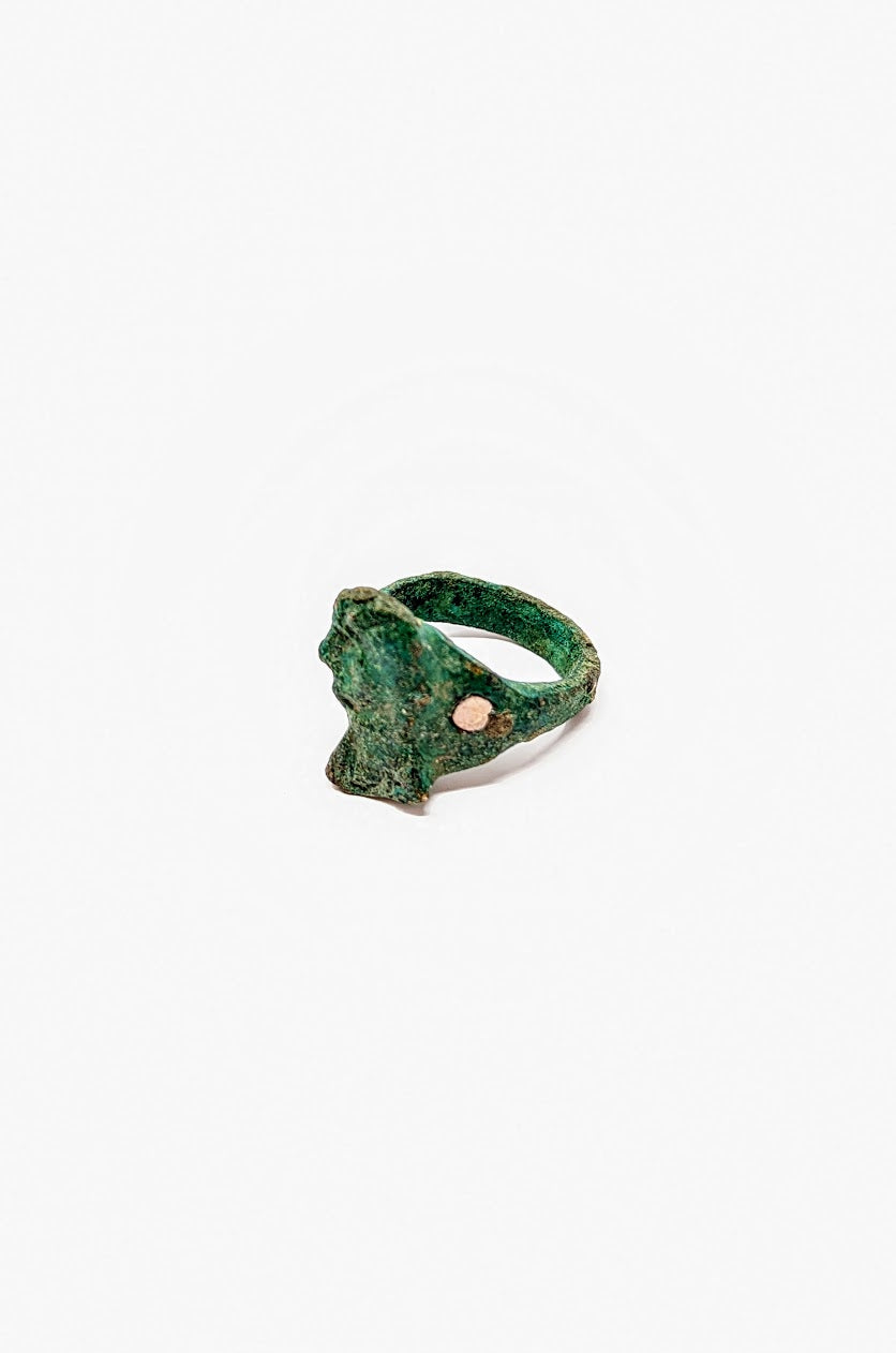 Antique Roman Bronze Signet Finger Ring  (c. 200-400 A.D.)