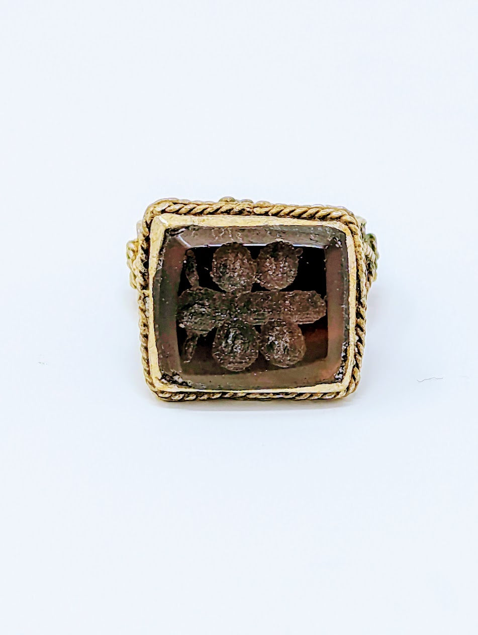 Antique Gold-Gilt Near Eastern Brown Agate Carved Bee Ring